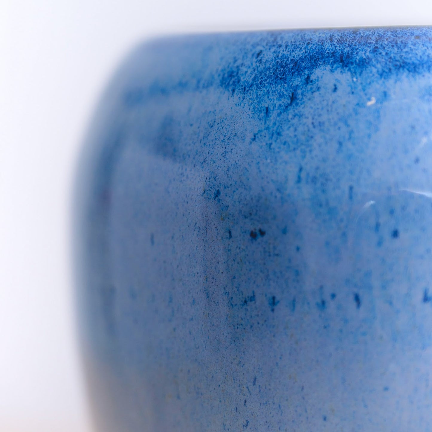 Deep Blue Natlas and Vase Set